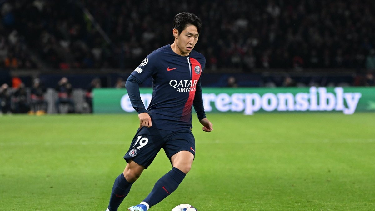 Fenerbahçe'ye PSG'den 3. transfer! Skriniar ve Asensio'nun ardından... Fenerbahçe'ye PSG'den 3. transfer! Skriniar ve Asensio'nun ardından...