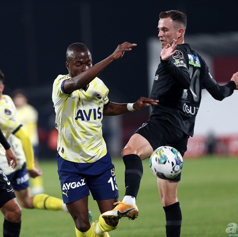 Arda Güler’i gördü gözyaşlarını tutamadı! İşte Ümraniyespor - Fenerbahçe maçından kareler