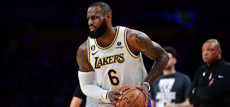Lakers'ta LeBron James NBA tarihine geçti!