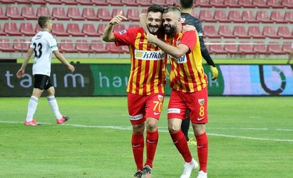 Hasan Hüseyin: Galatasaray taraftarıyım