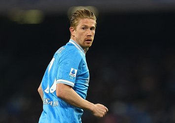 Napoli evinde Torino'yu devirdi!