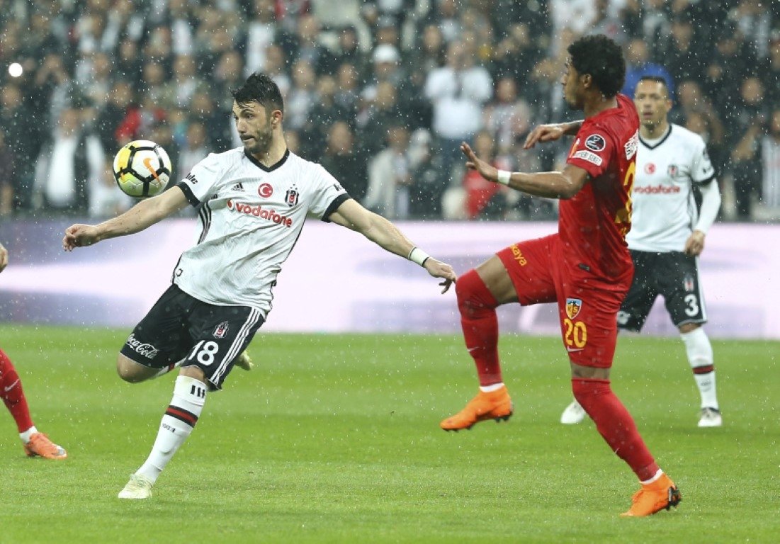 Tolgay Arslan’a Roma kancası