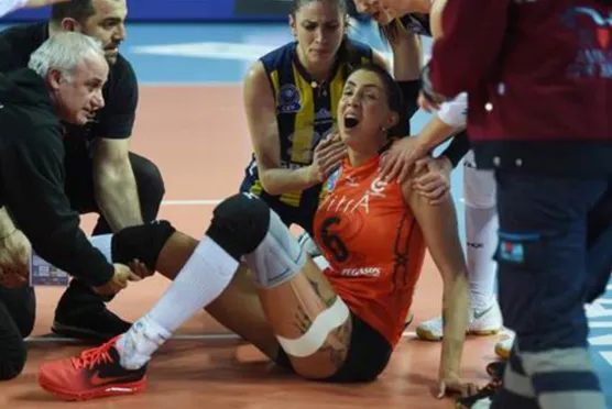 Fenerbahçe-Eczacıbaşı maçında herkesi üzen sakatlık