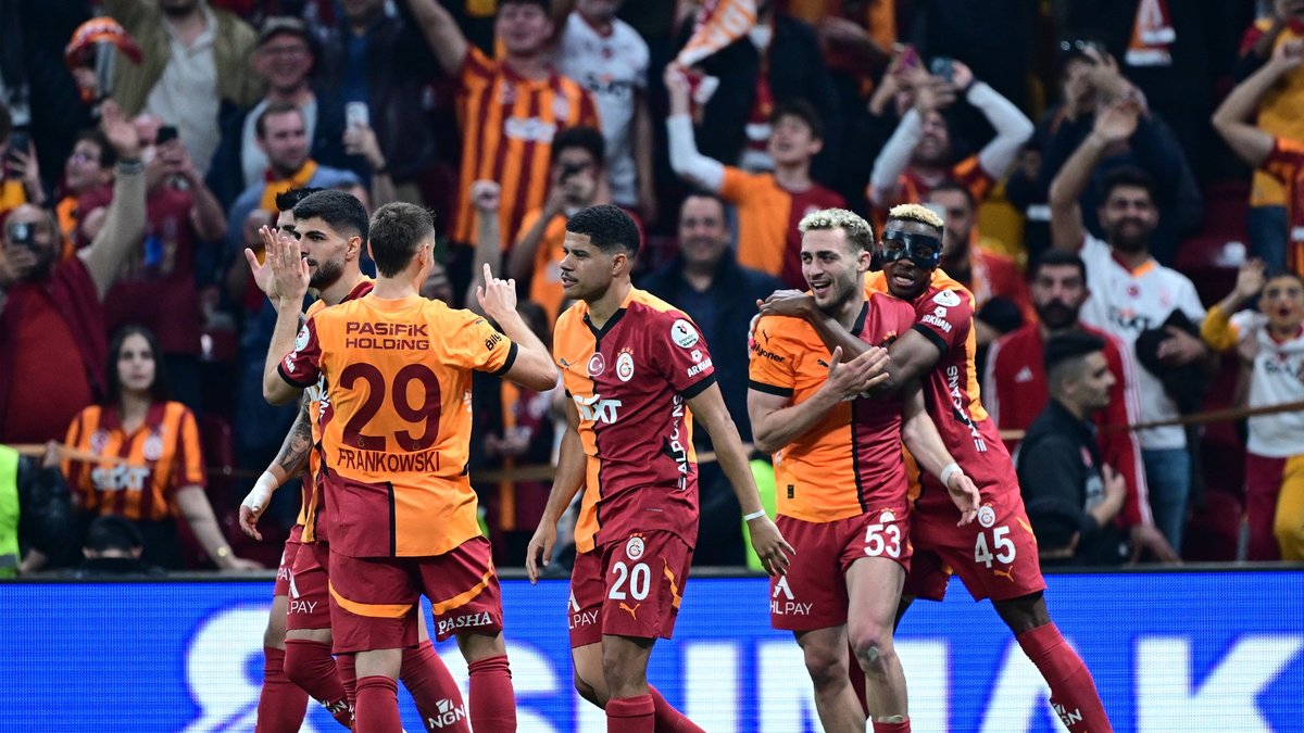 Galatasaray 4-0 Onvo Antalyaspor (MAÇ SONUCU-ÖZET) Osimhen şov yaptı Cimbom rahat kazandı!