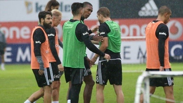 Süper Lig’de takım arkadaşlarıyla kavga eden futbolcular