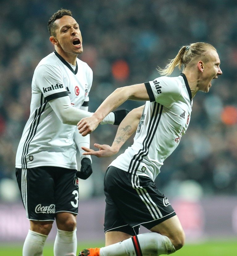 Haydi Kartalım! Şanın yürüsün...