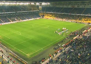 Kadıköy'de tribünler boş kaldı