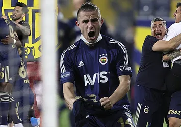 Fenerbahçe son dakikada güldü! Kritik 3 puan