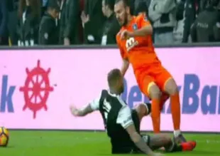 Fenerbahçe taraftarının Q7 isyanı