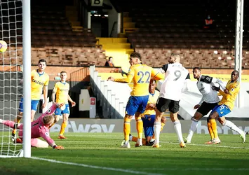 Everton 3 hafta sonra kazandı!