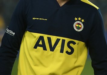 F.Bahçe'den ayrılmıştı! Yeni takımında yıldız oldu