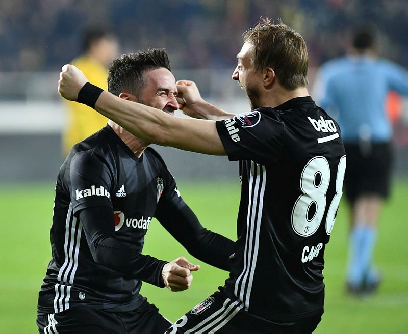 Şenol Güneş’ten sürpriz 11! Beşiktaş çıkış arıyor