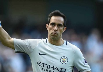 Claudio Bravo takımsız kaldı!