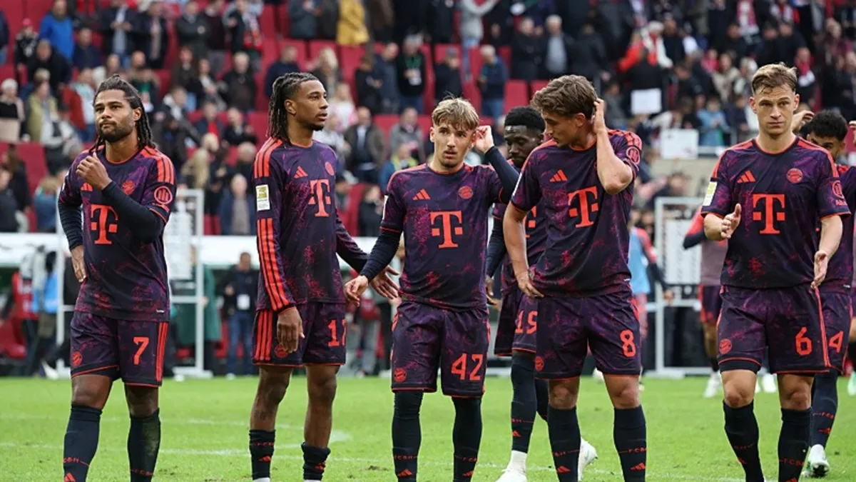 Bayern Münih, Augsburg'ta 2 puan bıraktı!