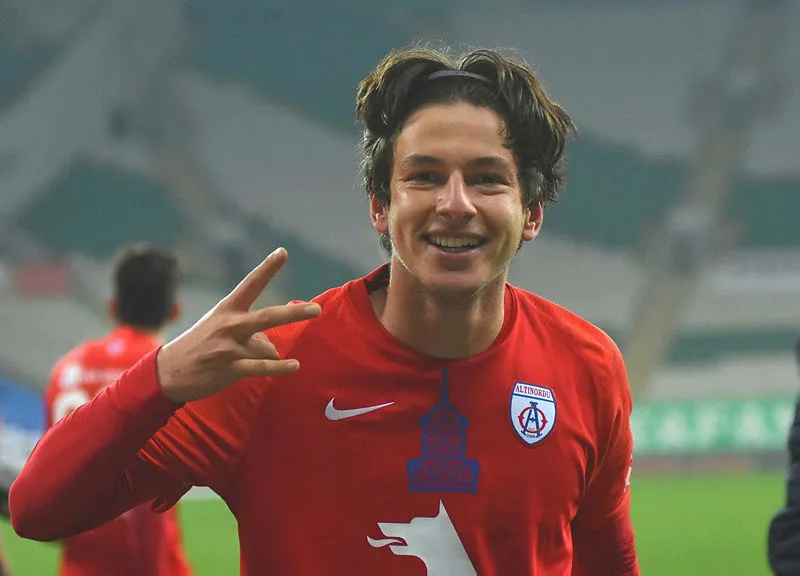 Trabzonspor Enis Destan için Altınordu ile anlaşmaya vardı! - 1