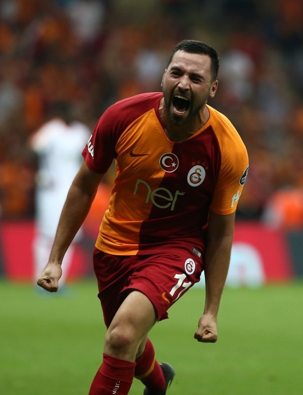 Galatasaray’da Sinan Gümüş depremi! F.Bahçe ile görüştü...