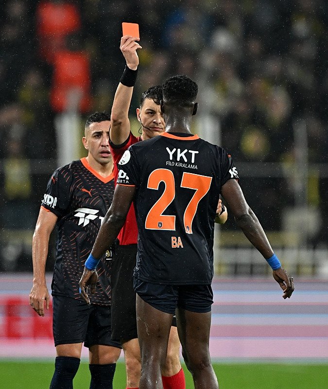 basaksehir-kasimpasa-maci-ne-zaman-saat-kacta-hangi-kanalda-1734940114342.jpeg