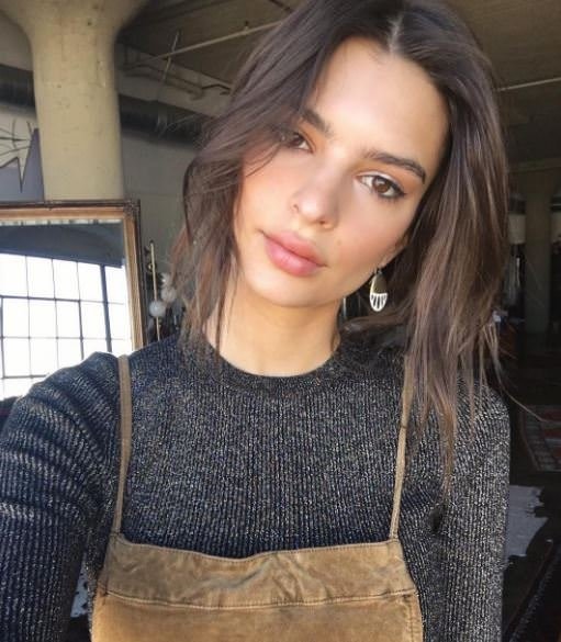 Emily Ratajkowski, Juventus’un gecesine damga vurdu
