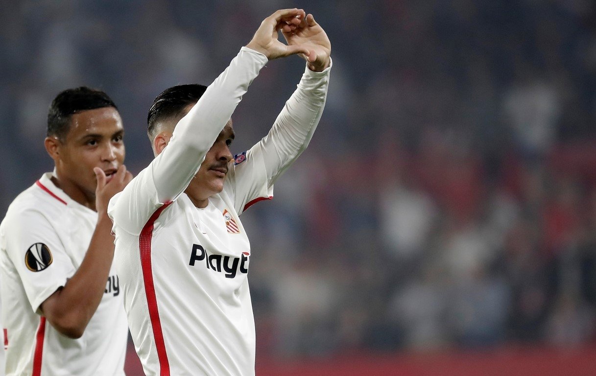 Sevilla Akhisarpsor maçından kareler