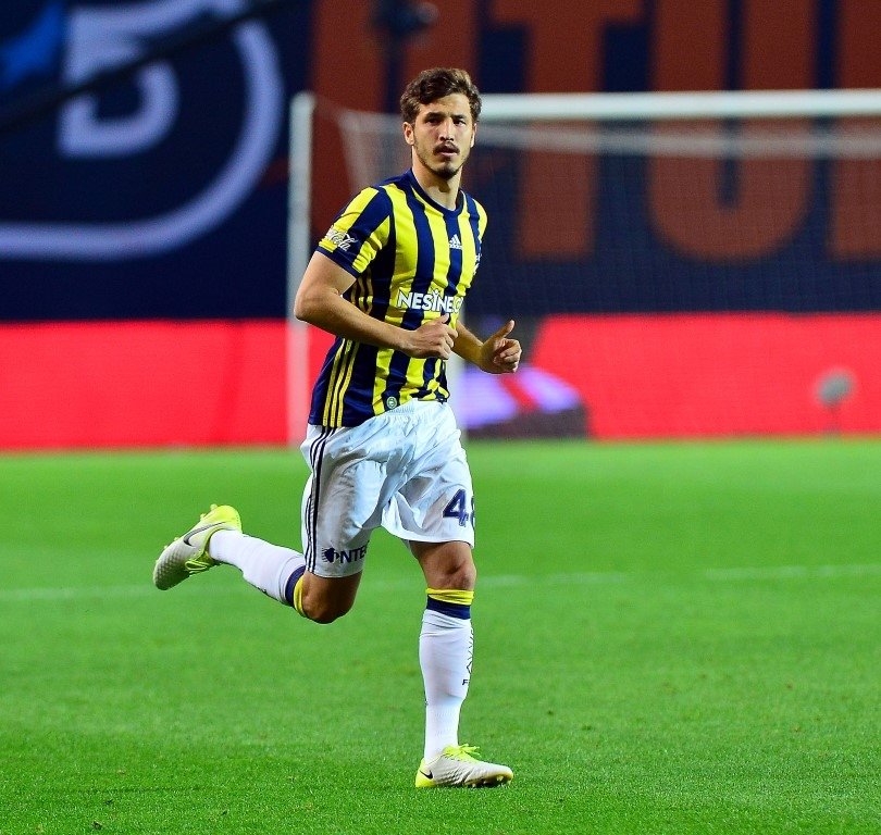 Salih Uçan, Sion’a imzayı atıyor