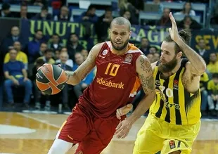 Euroleague'de dev derbi Fenerbahçe'nin