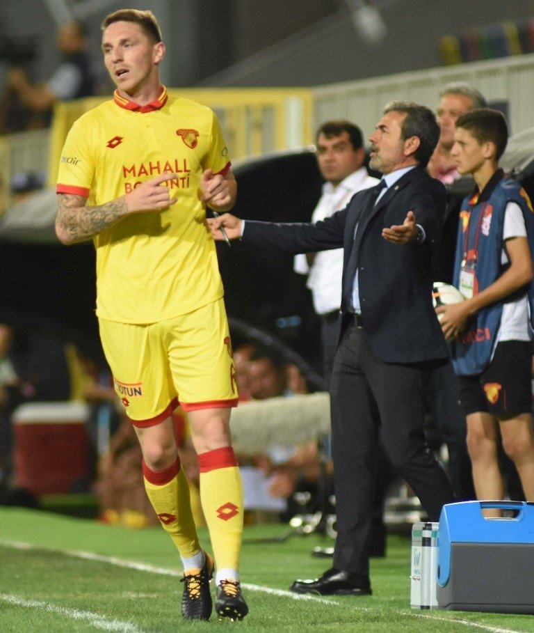 Göztepe - Fenerbahçe maçından kareler