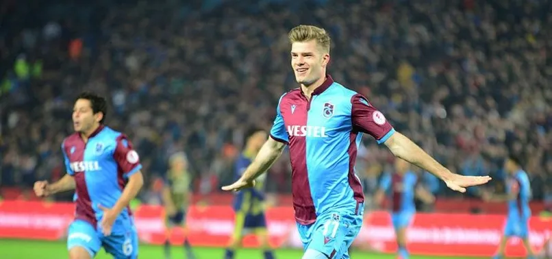 Kral dönüş yolunda