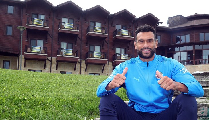 Son dakika transfer haberi: Fenerbahçe'de Vitor Pereira kamp raporunu sundu! Yönetim o isim için harekete geçti