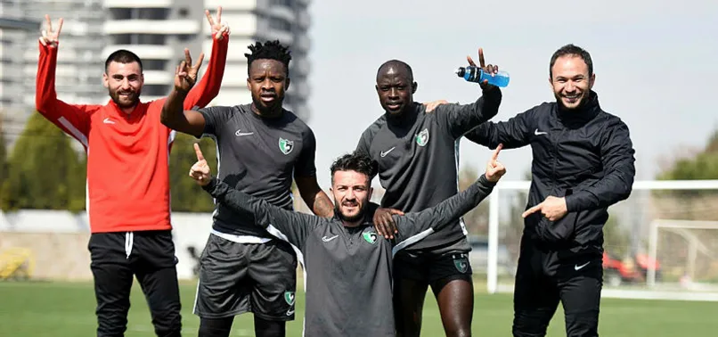 Yukatel Denizlispor 3 eksikle çalıştı