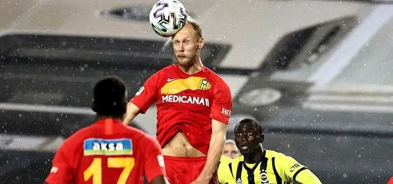 Fenerbahçe kafadan yıkıldı!