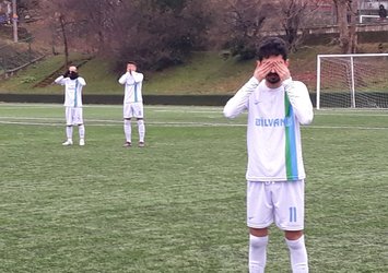 Hakeme flaş tepki! Gözlerini kapattılar