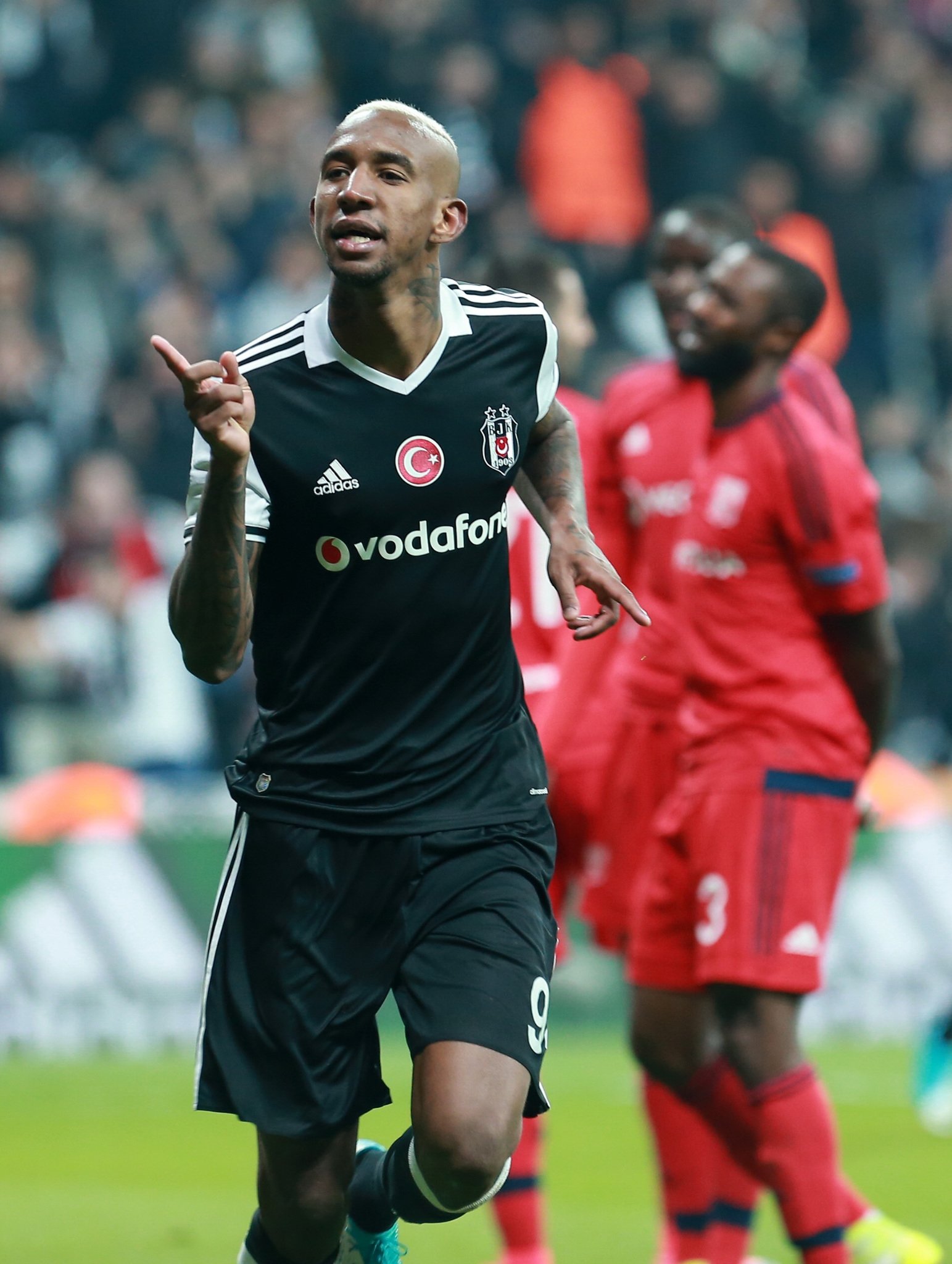 Beşiktaş’a Talisca müjdesi
