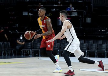 Derbide kazanan Galatasaray!