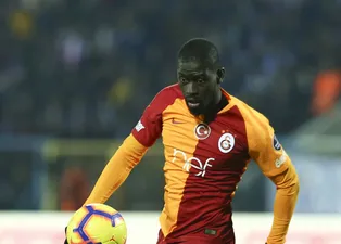 Stoke City Ndiaye'yi bırakmıyor