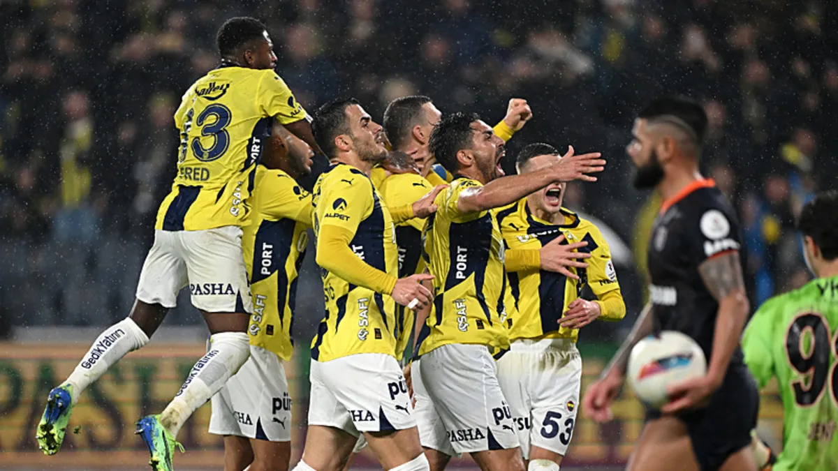 Fenerbahçe 3-1 Başakşehir (MAÇ SONUCU-ÖZET)