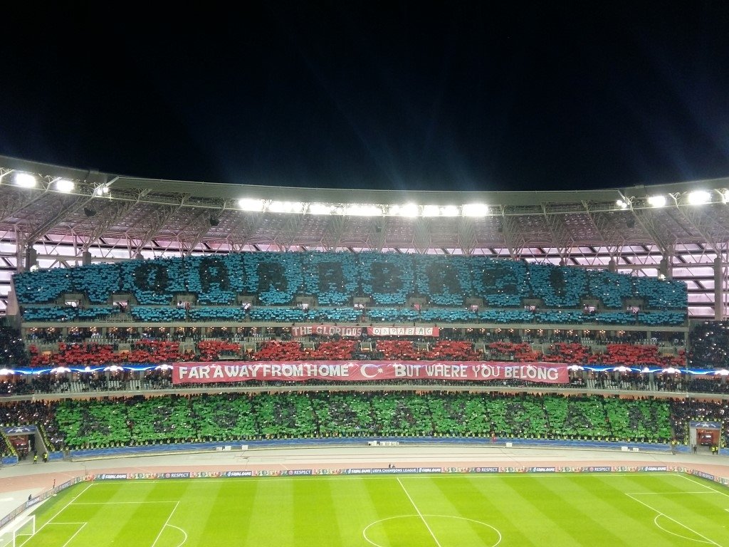 Karabağ’dan Ay-Yıldızlı koreografi