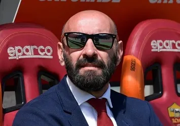 Yunus Akgün Monchi'nin takibinde