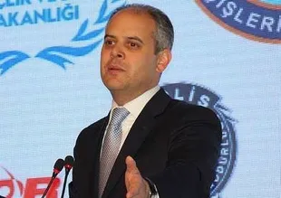 "Bizi holiganlara karşıyız".