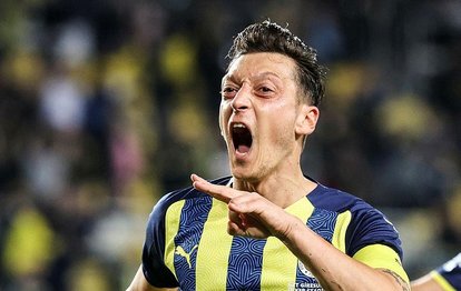 Mesut Özil: Fenerbahçe’de oynamak...