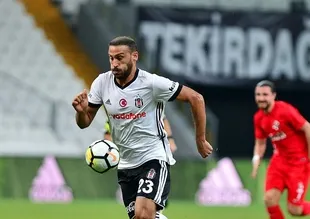 Cenk Tosun ikiye böldü