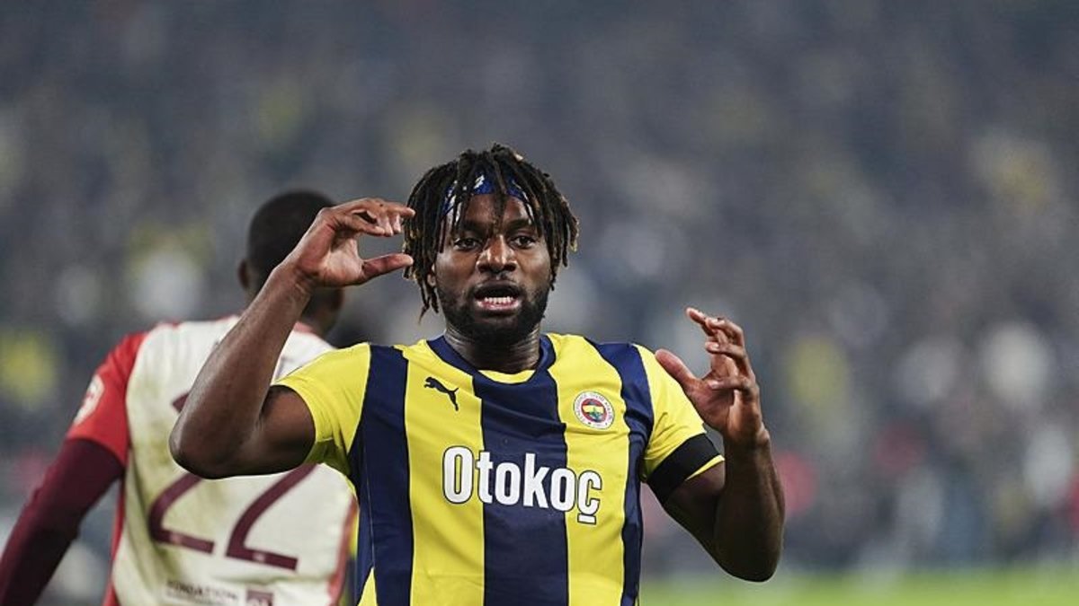 Fenerbahçe'ye sürpriz transfer piyangosu! Alan Saint-Maximin'e Arabistan kancası Fenerbahçe'ye sürpriz transfer piyangosu! Alan Saint-Maximin'e Arabistan kancası