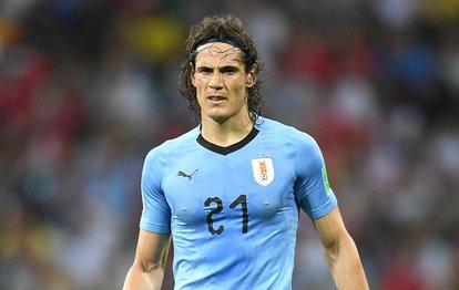 Uruguaylı yıldız Edinson Cavani milli takımı kariyerini noktaladı