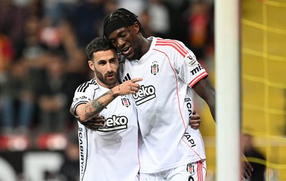 BEŞİKTAŞ HABERİ: Sergen Yalçın Fenerbahçe için planını yaptı! Hücum hattında...