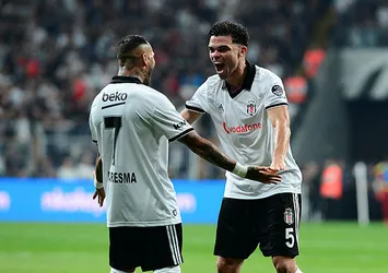 Pepe, R. Madrid zamanlarından daha iyi!