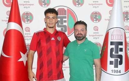 Beşiktaş Erdoğan Kaya’yı Turgutluspor’a kiralık gönderdi | Son dakika transfer haberleri