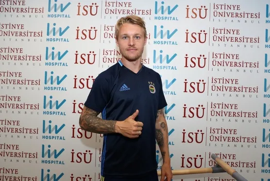 Simon Kjaer, mutsuz ama çalışkan