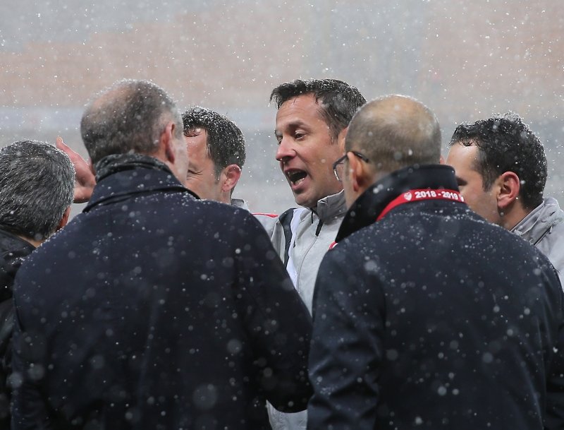 Damien Comolli’ye Başakşehir şoku!