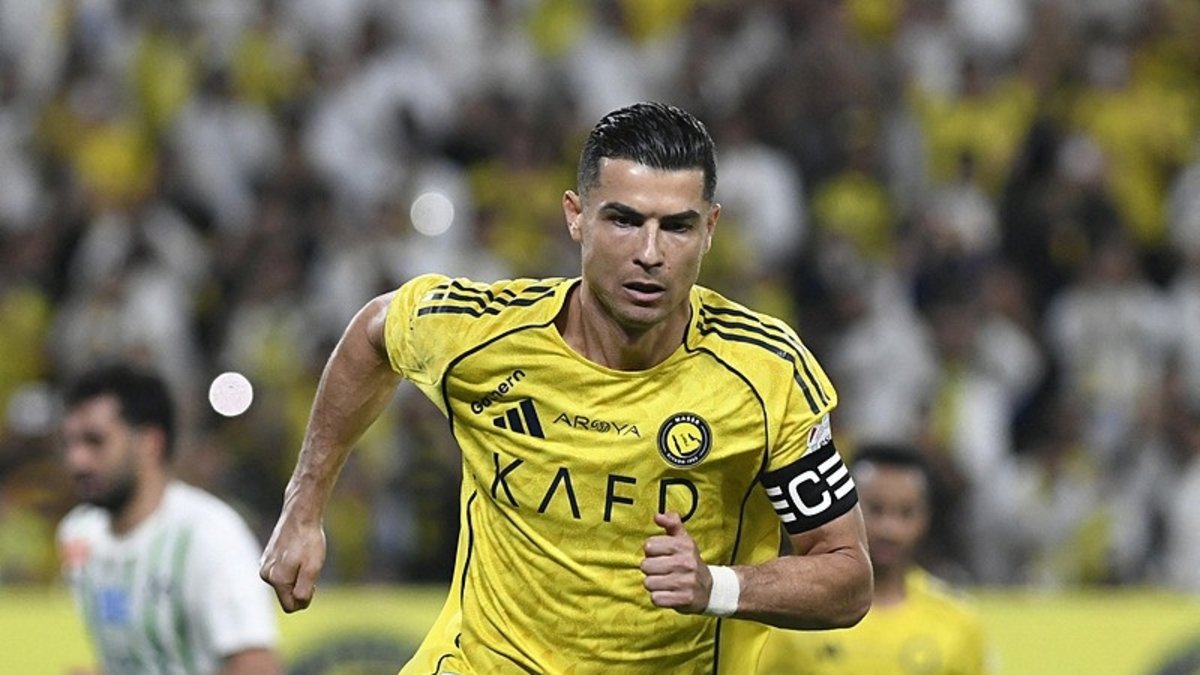 Cristiano Ronaldo'dan gündem olan hareket! 'Bismillah' dedi ve topu ağlara gönderdi