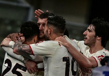 Milan'dan kritik 3 puan