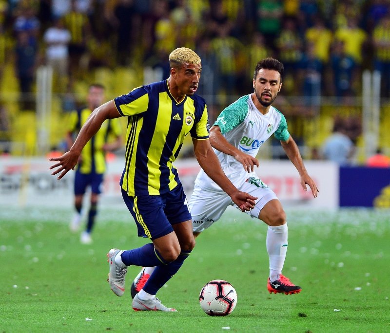 Fenerbahçe’de ilk ayrılık belli oldu!